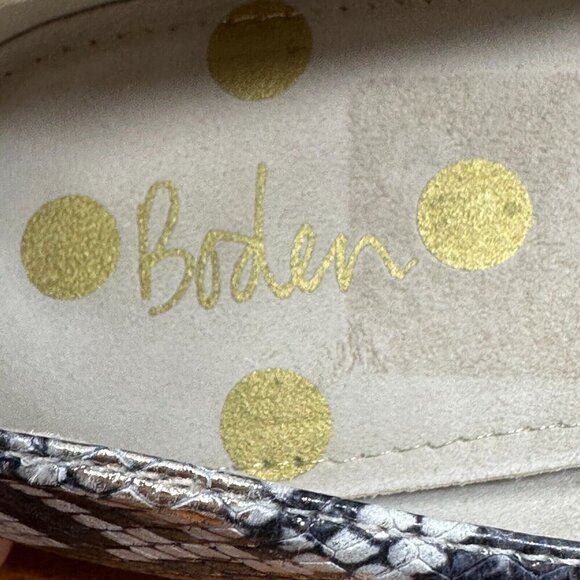 Boden Flats Olive Ballerinas Shoes Sz 38 Metallic Snake print Square toe - Picture 12 of 14